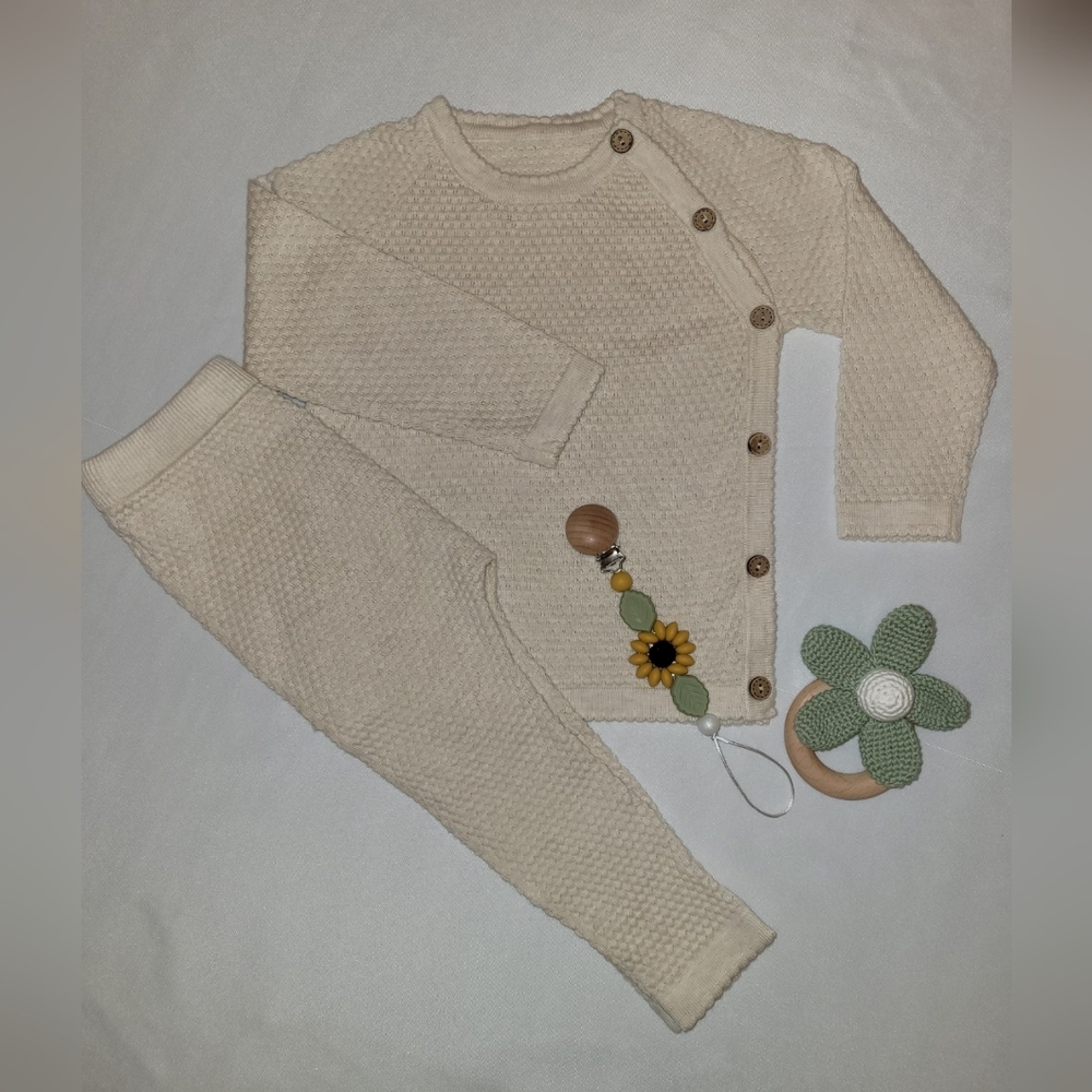 New- Adorable 100% Cotton Matching Set In Oatmeal- 12-18 Months